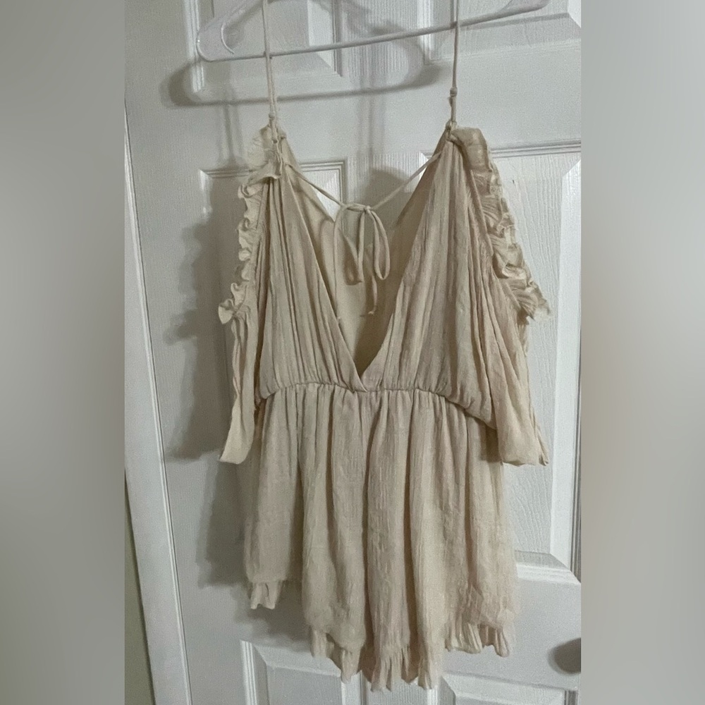 Ladies BOHO Style Romper - Picture 6 of 9